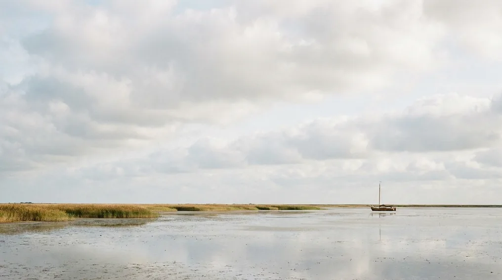 Das Steinhuder Meer - großer flacher See westlich von Hannover